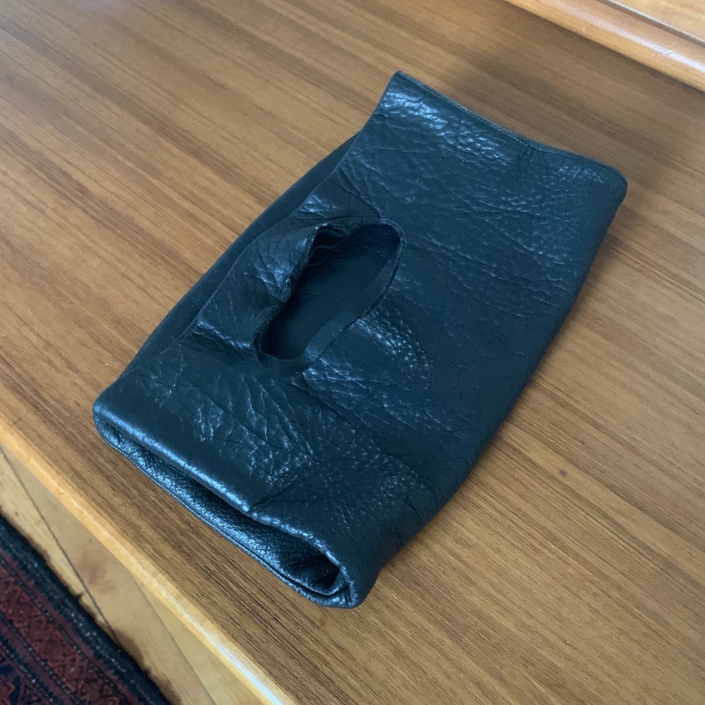 baggu black leather clutch